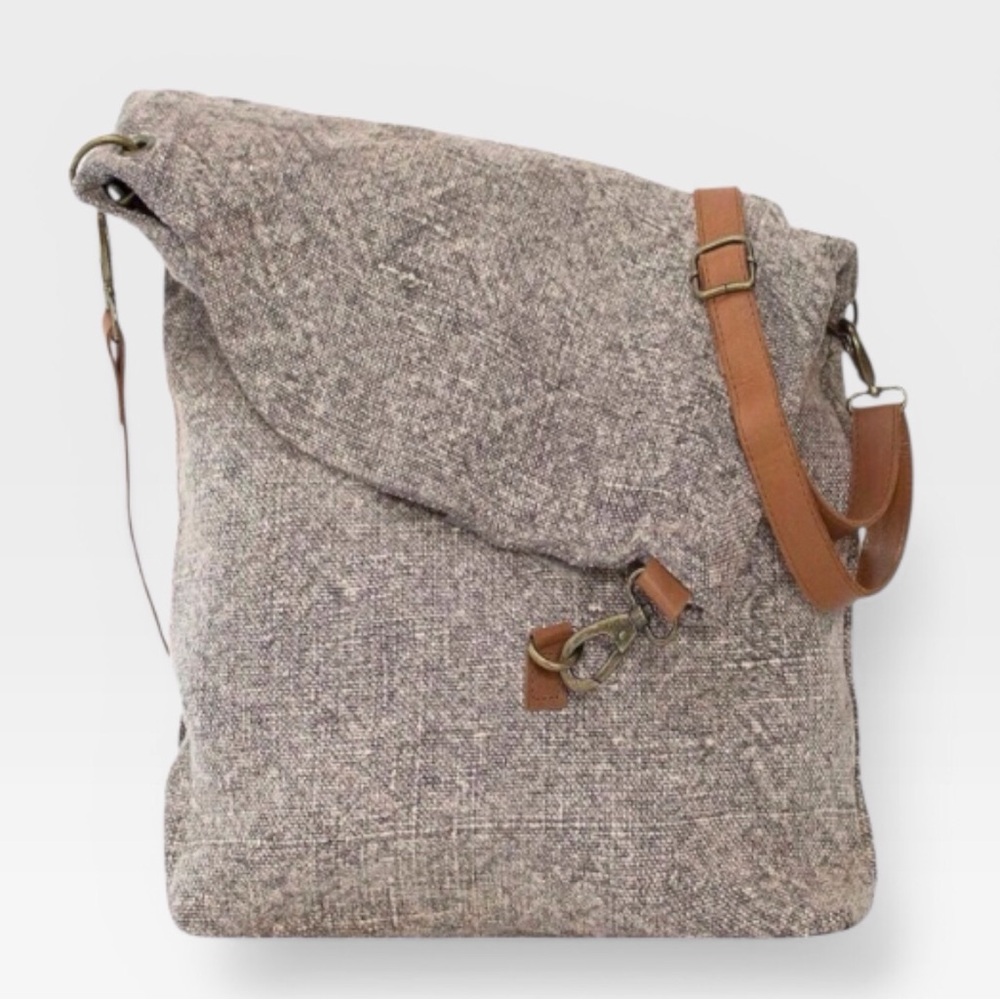 Vintage Addiction NWOT Foldover Grey Jute Crossbody Bag Purse Leather Strap